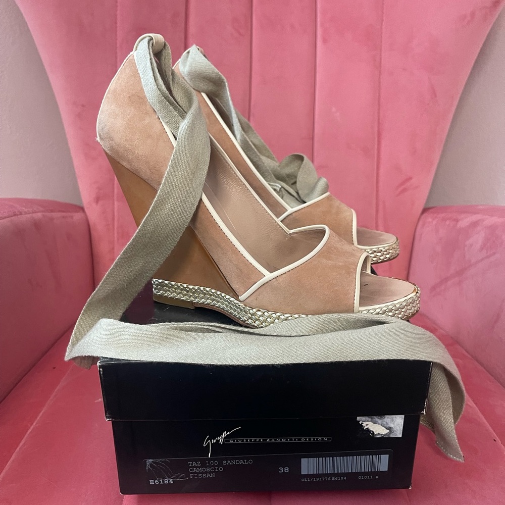 Giuseppe Zanotti tie up wedge